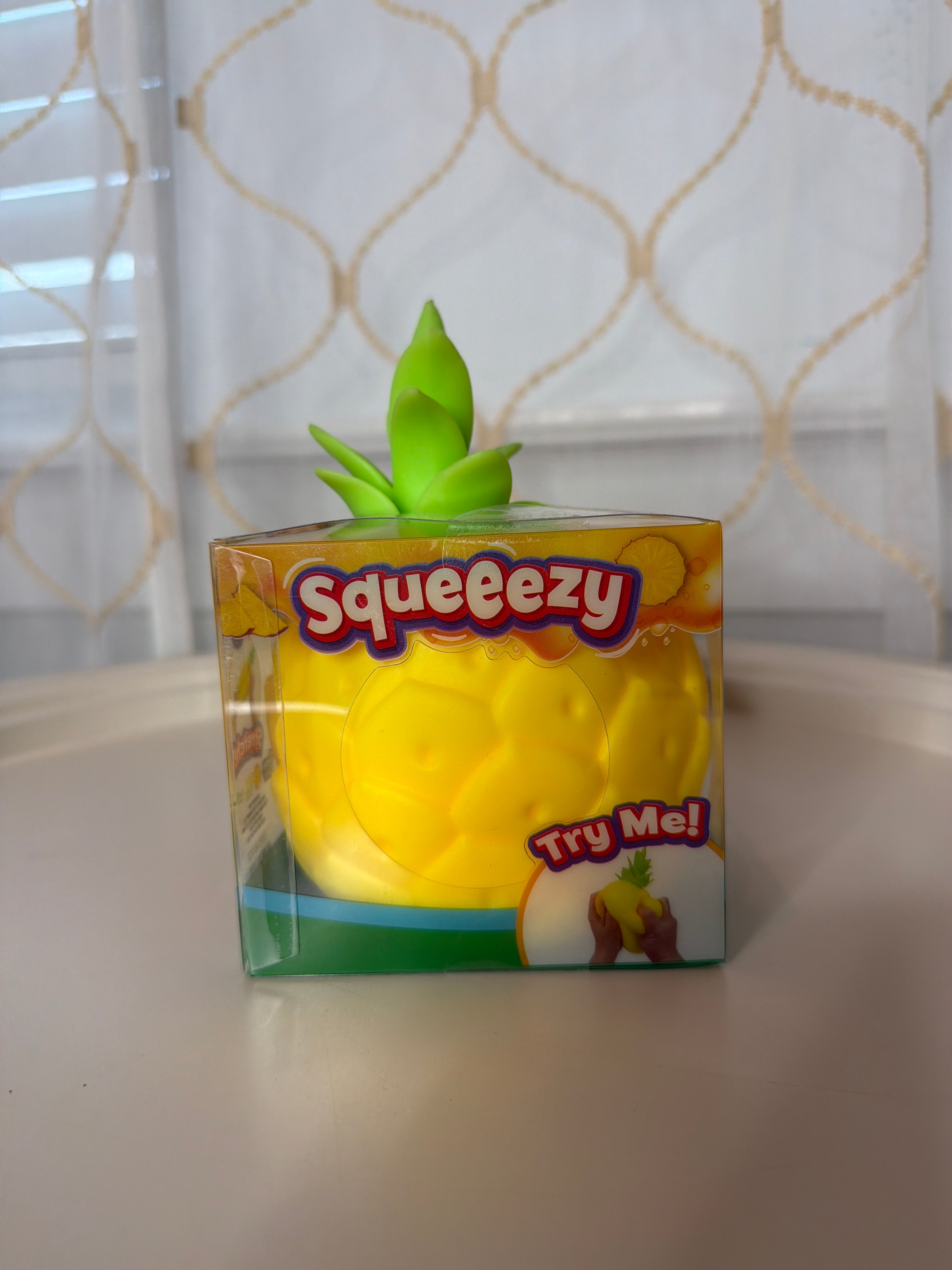 Squeezy Pineapple