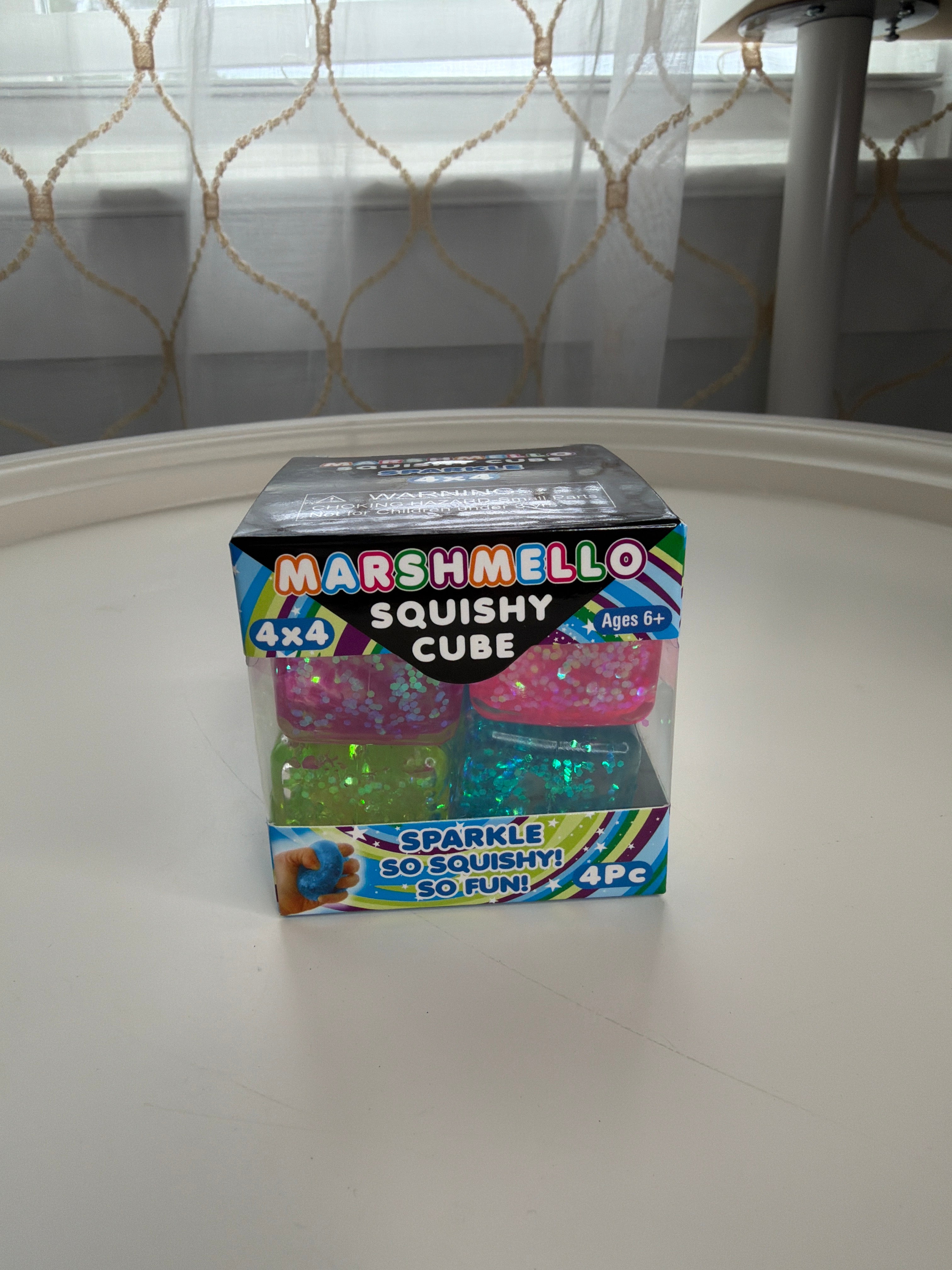 Marshmello squishy- glitter